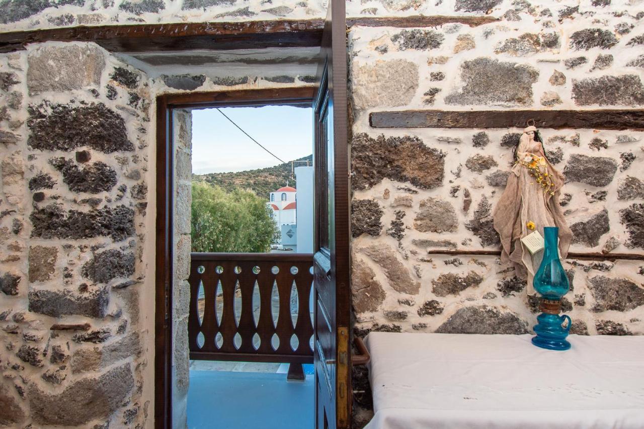 Plousiadi΄S Stone House Apartment Skála Exterior photo