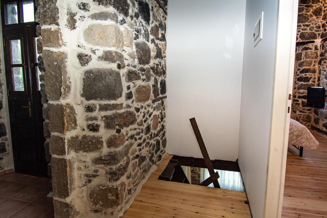 Plousiadi΄S Stone House Apartment Skála Exterior photo