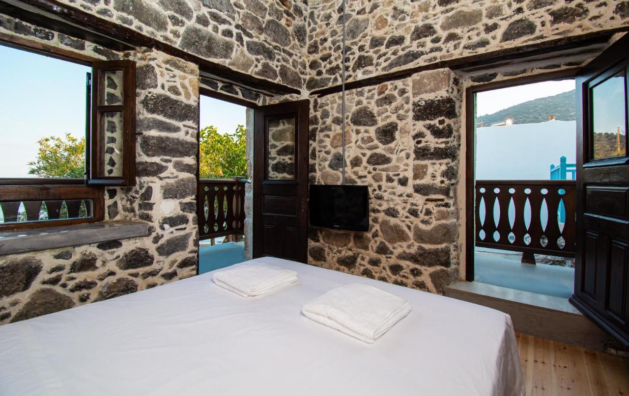 Plousiadi΄S Stone House Apartment Skála Exterior photo