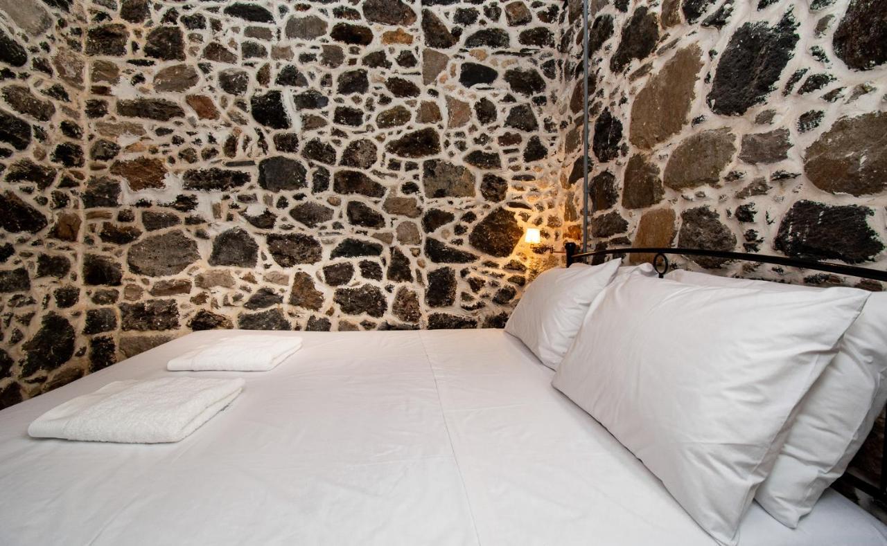 Plousiadi΄S Stone House Apartment Skála Exterior photo