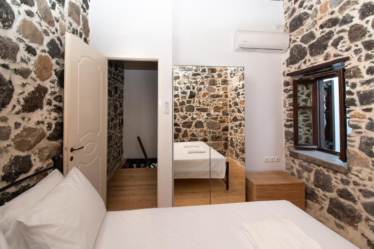 Plousiadi΄S Stone House Apartment Skála Exterior photo