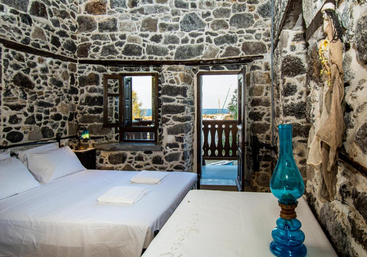 Plousiadi΄S Stone House Apartment Skála Exterior photo